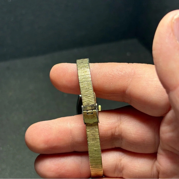 Wittnauer Geneve Vintage Women's 10K RGP Bezel Analog Watch Mechanical Wind Up - Picture 4 of 7